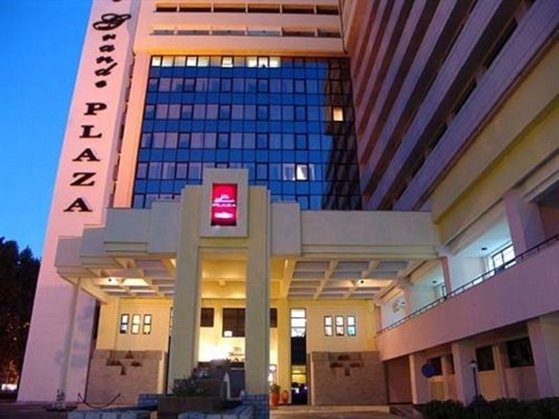 Le Grande Plaza Hotel Ташкент Екстер'єр фото