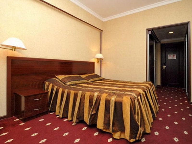 Le Grande Plaza Hotel Ташкент Екстер'єр фото