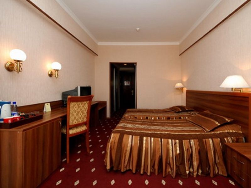 Le Grande Plaza Hotel Ташкент Екстер'єр фото